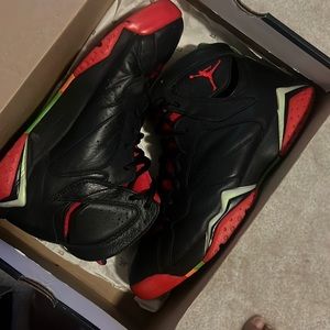 Air Jordan 7’s size 10